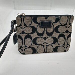 Coach Signature Jacquard Wristlet